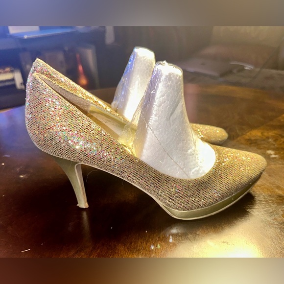 Nine West Glitter Pump 10 - Picture 4 of 7